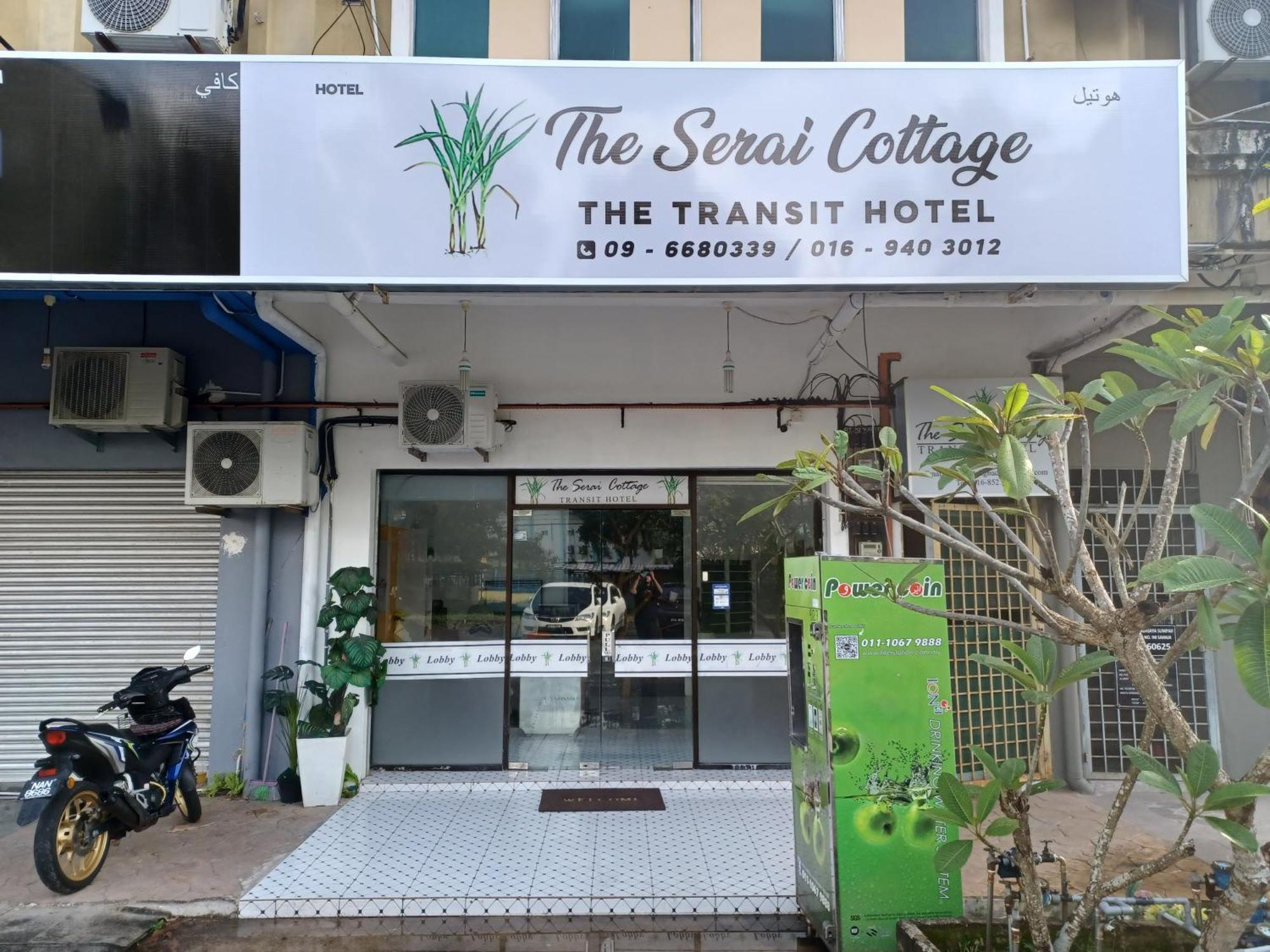 The Serai Cottage Transit Hotel Kampong Gong Badak Bagian luar foto