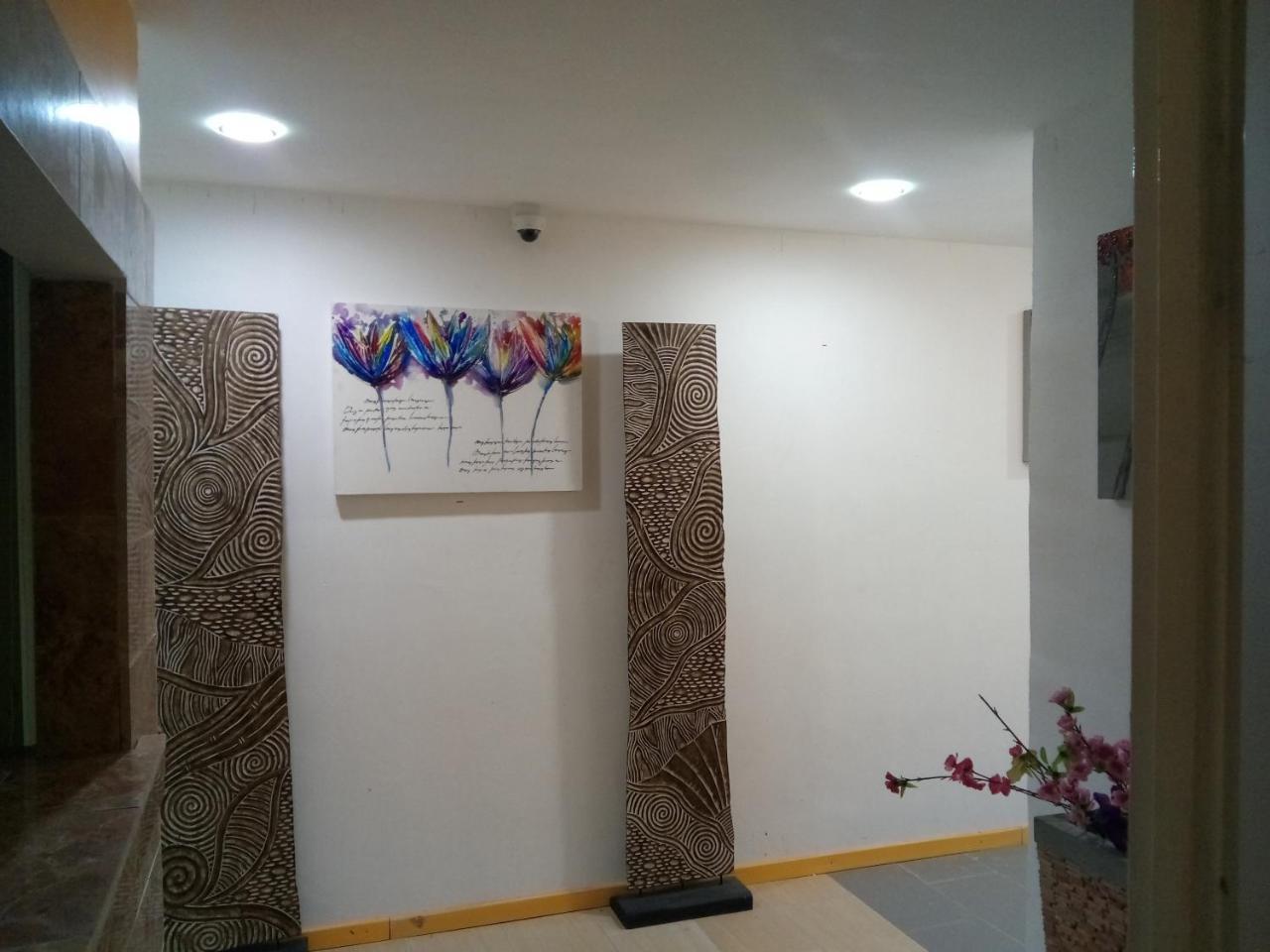 The Serai Cottage Transit Hotel Kampong Gong Badak Bagian luar foto